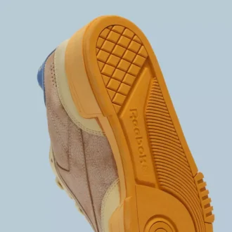 Buty Club C LTD