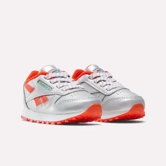 Buty Reebok x Paw Patrol CL Step n’ Flash 2.0 z elastycznymi sznurowadłami – dla niemowląt i małych dzieci Buty Reebok x Paw Patrol CL Step n’ Flash 2.0 z elastycznymi sznurowadłami – dla niemowląt i małych dzieci