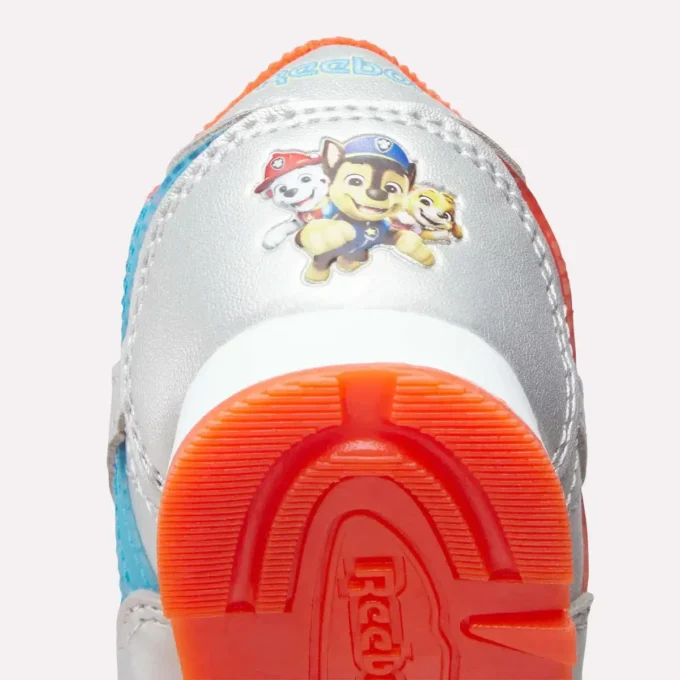 Buty Reebok x Paw Patrol CL Step n’ Flash 2.0 z elastycznymi sznurowadłami – dla niemowląt i małych dzieci Buty Reebok x Paw Patrol CL Step n’ Flash 2.0 z elastycznymi sznurowadłami – dla niemowląt i małych dzieci