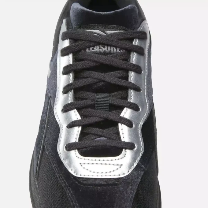 Buty Reebok x PLEASURES Hammer Street Buty Reebok x PLEASURES Hammer Street