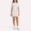 Damska sukienka T-shirtowa oversize Damska sukienka T-shirtowa oversize