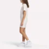 Damska sukienka T-shirtowa oversize Damska sukienka T-shirtowa oversize
