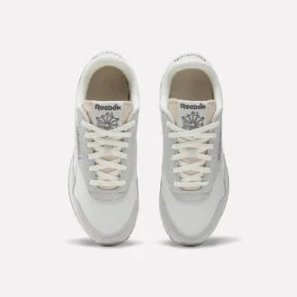 Damskie buty Classic AZ