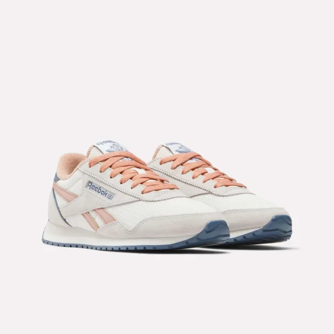 Damskie buty Classic AZ