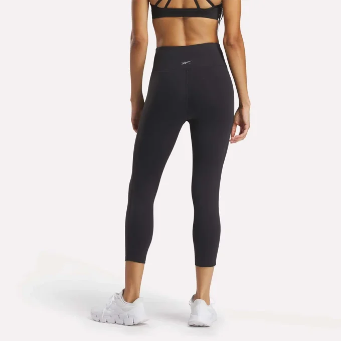 Damskie legginsy Lux 3/4 z wysokim stanem Damskie legginsy Lux 3/4 z wysokim stanem