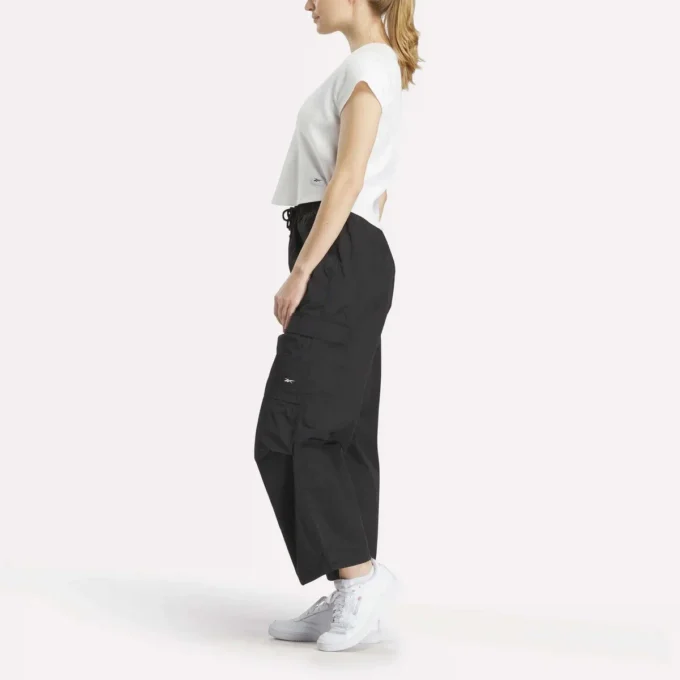 Damskie spodnie cargo w stylu studio