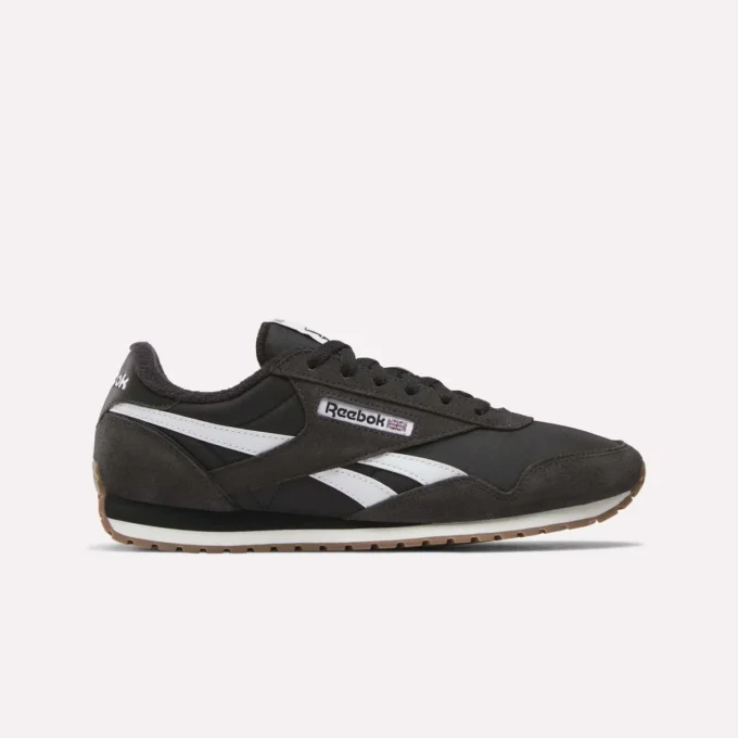Klasyczne buty AZ
