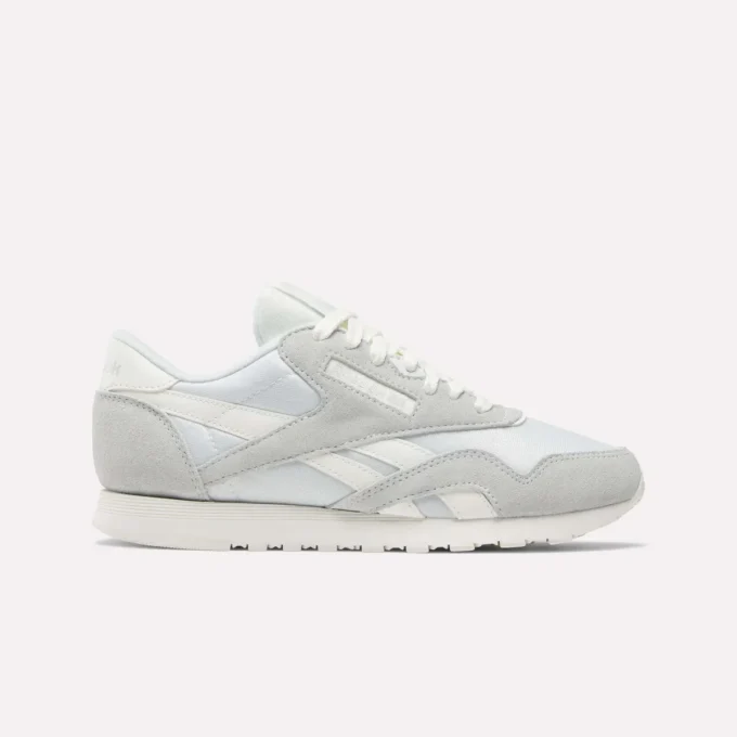 Klasyczne damskie buty nylonowe Klasyczne damskie buty nylonowe