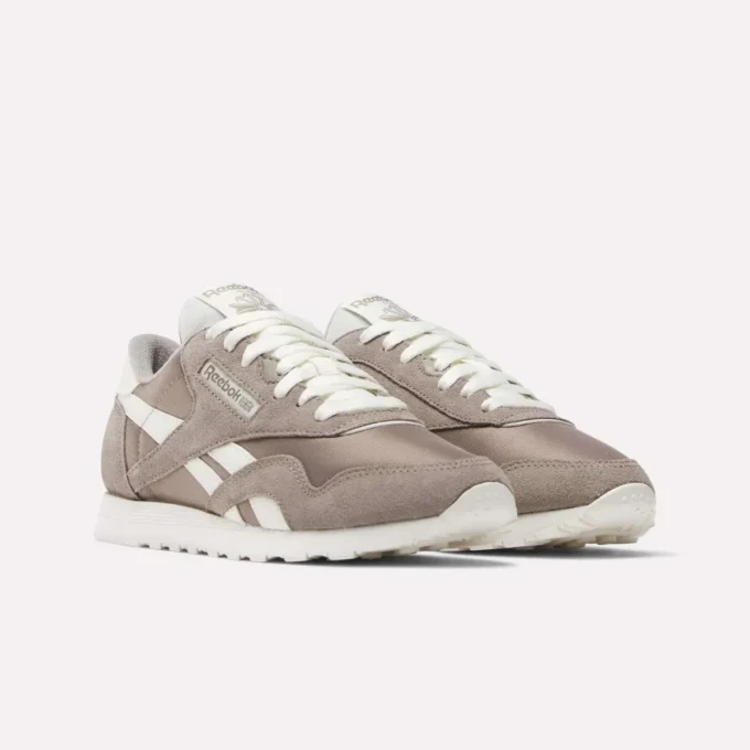 Klasyczne damskie buty nylonowe Klasyczne damskie buty nylonowe