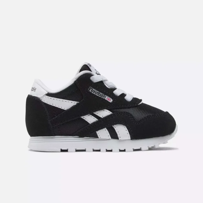 Klasyczne nylonowe buty dla dzieci – maluchy Klasyczne nylonowe buty dla dzieci – maluchy