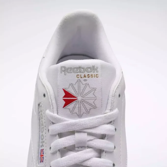 Klasyczne skórzane buty Klasyczne skórzane buty