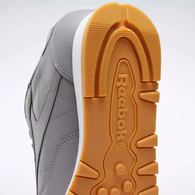 Klasyczne skórzane buty Klasyczne skórzane buty