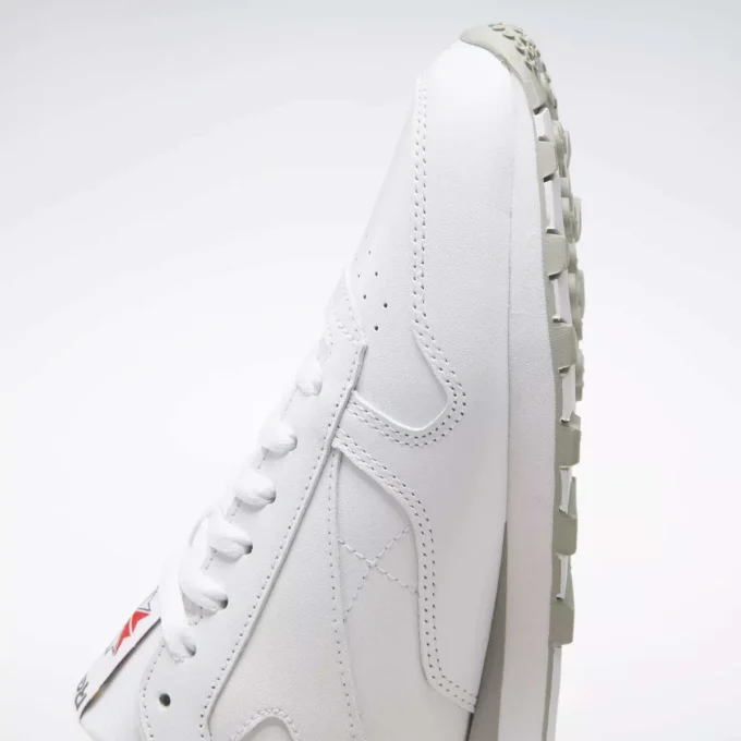 Klasyczne skórzane buty Klasyczne skórzane buty