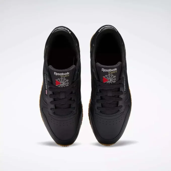 Klasyczne skórzane buty damskie Klasyczne skórzane buty damskie
