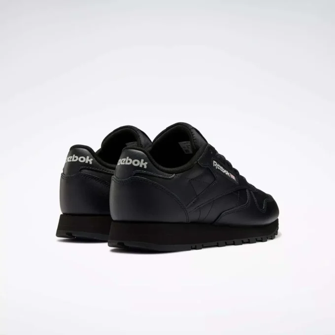 Klasyczne skórzane buty damskie Klasyczne skórzane buty damskie