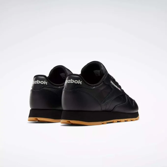 Klasyczne skórzane buty damskie Klasyczne skórzane buty damskie