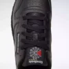 Klasyczne skórzane buty — starsze dzieci Klasyczne skórzane buty — starsze dzieci