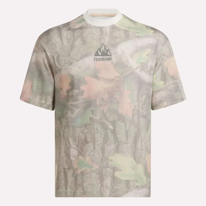 Koszulka Reebok x MARKET z nadrukiem na całej powierzchni Koszulka Reebok x MARKET z nadrukiem na całej powierzchni