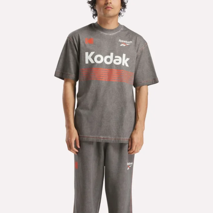 Koszulka z nadrukiem Reebok x Kodak Koszulka z nadrukiem Reebok x Kodak