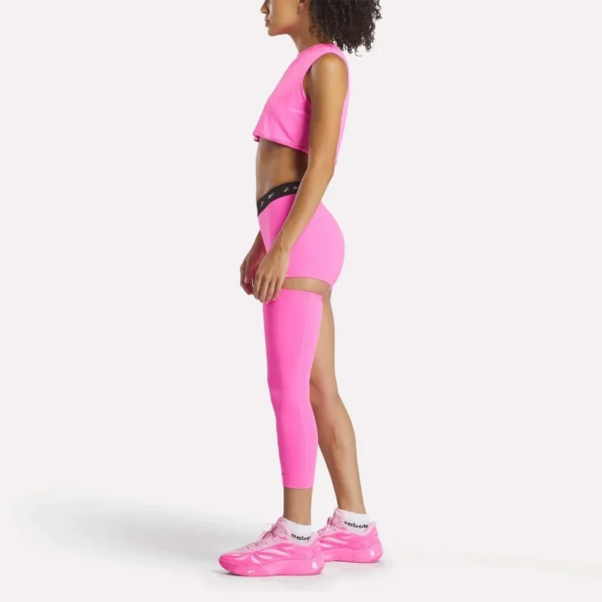 Krótki top Reebok x Angel Reese Krótki top Reebok x Angel Reese
