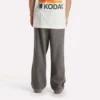 Spodnie z grafiką Reebok x Kodak Spodnie z grafiką Reebok x Kodak